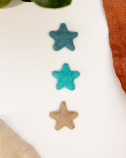 ⭐ 3 Wool Stars for Scenting Linen